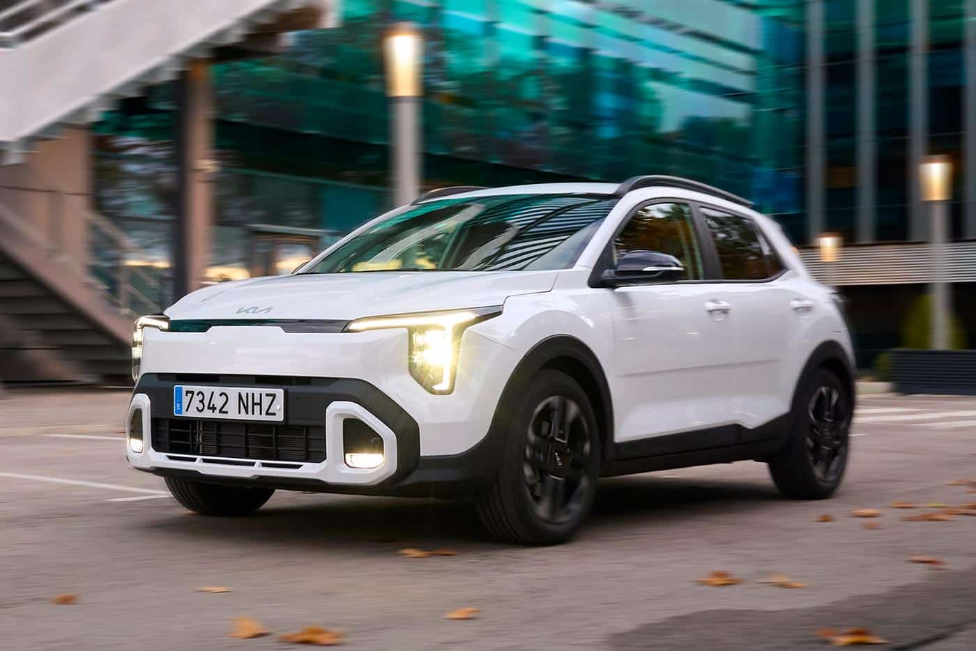 Δεν προσπερνάς το νέο Kia Stonic με τέτοια τιμή