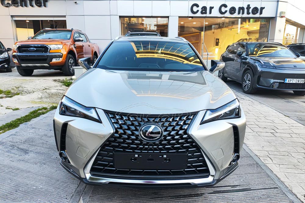 https://autogreeknews.gr/wp-content/uploads/2026/02/Lexus-UX-300h-AWD-2024-4.jpg