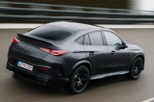 Mercedes-AMG-GLC-53-00020-2048×1177