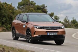 Opel-Grandland-2025-strofi