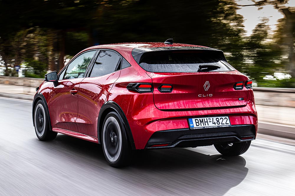 https://autogreeknews.gr/wp-content/uploads/2026/02/Renault-Clio-2026-2.jpg