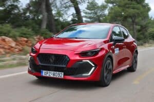 Δοκιμή Renault Clio Full Hybrid E-Tech 160