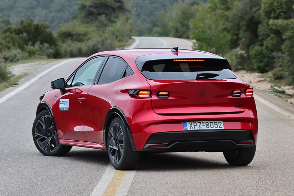 https://autogreeknews.gr/wp-content/uploads/2026/02/Renault-Clio-E-Tech-160-11.jpg