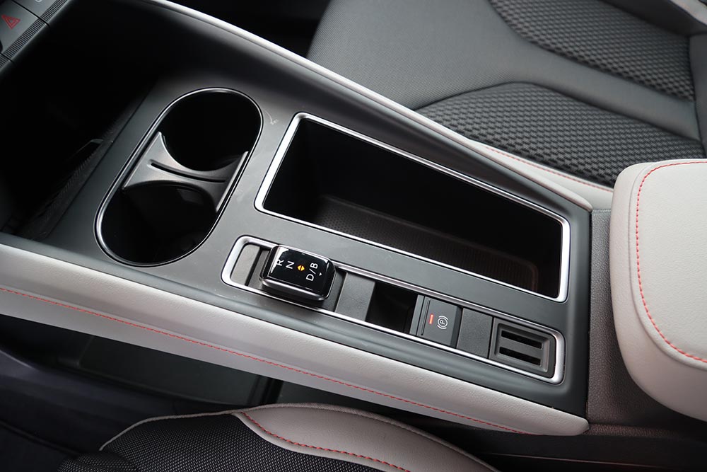 https://autogreeknews.gr/wp-content/uploads/2026/02/Skoda-Elroq-85-25.jpg