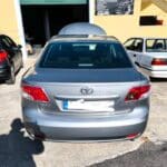Toyota-Avensis-2010-(9)