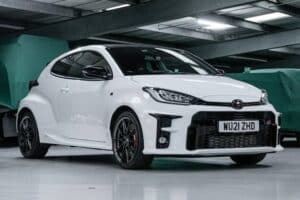 Toyota_Yaris_GR_2021_Rowan_Atkinson (15)