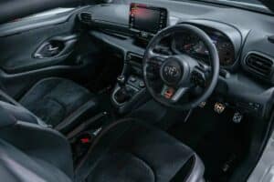 Toyota_Yaris_GR_2021_Rowan_Atkinson (8)
