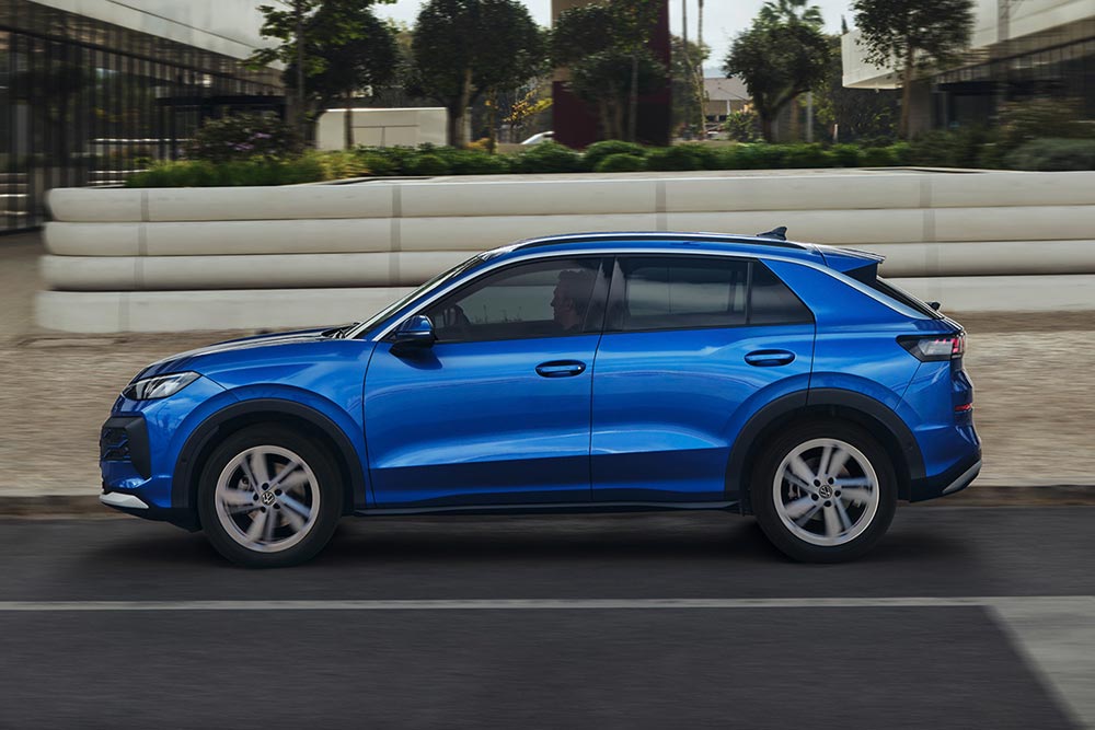 https://autogreeknews.gr/wp-content/uploads/2026/02/VW-T-Roc-2026-7.jpg
