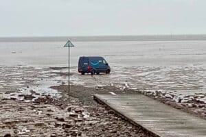 gps sends driver to the sea (3)