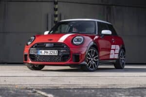 Νέο Mini Cooper 1965 Victory Edition με αύρα Μόντε Κάρλο