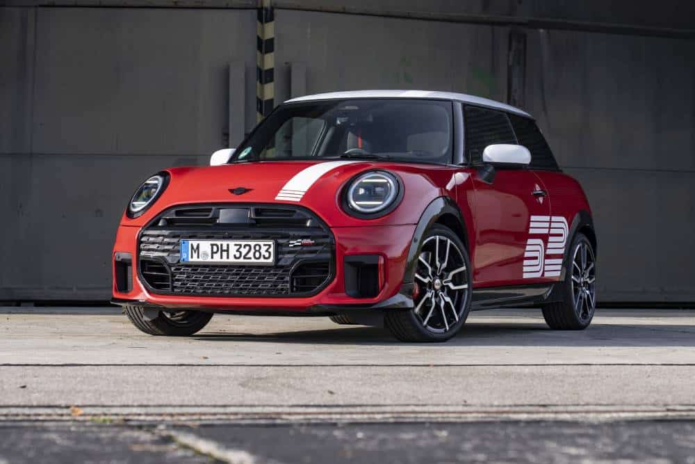 Νέο Mini Cooper 1965 Victory Edition με αύρα Μόντε Κάρλο