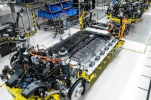 porsche cayenne electric assembly line 04