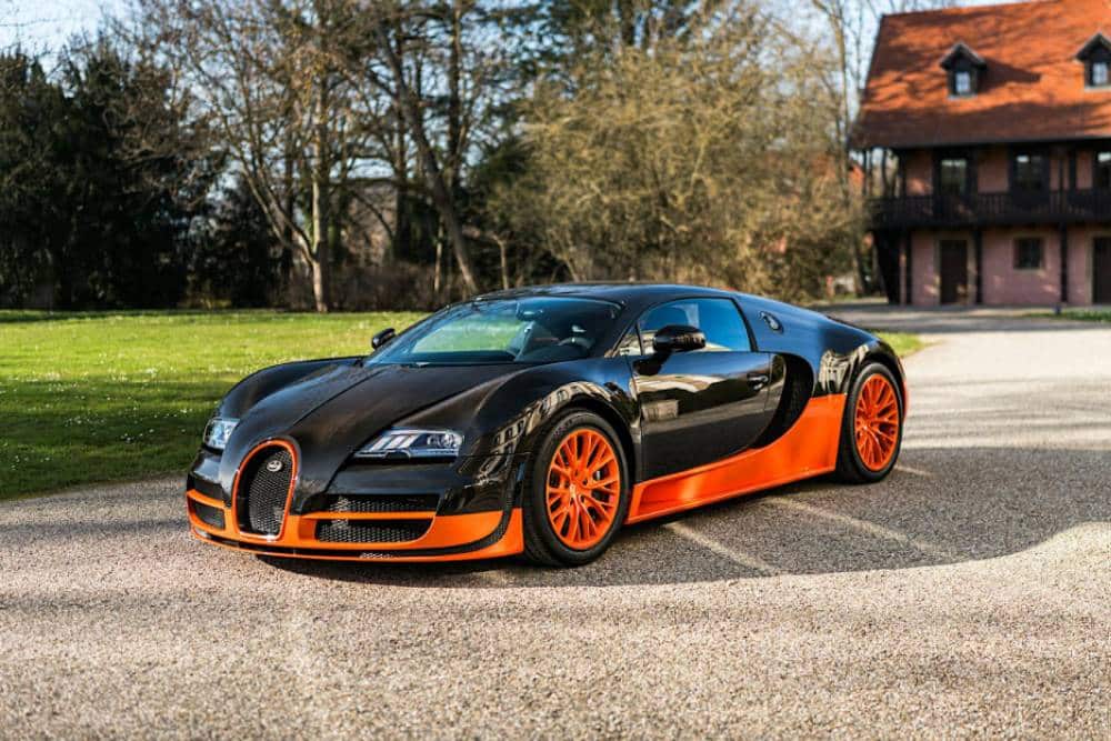 Η Bugatti αναπαλαίωσε τη Veyron που έγραψε Ιστορία