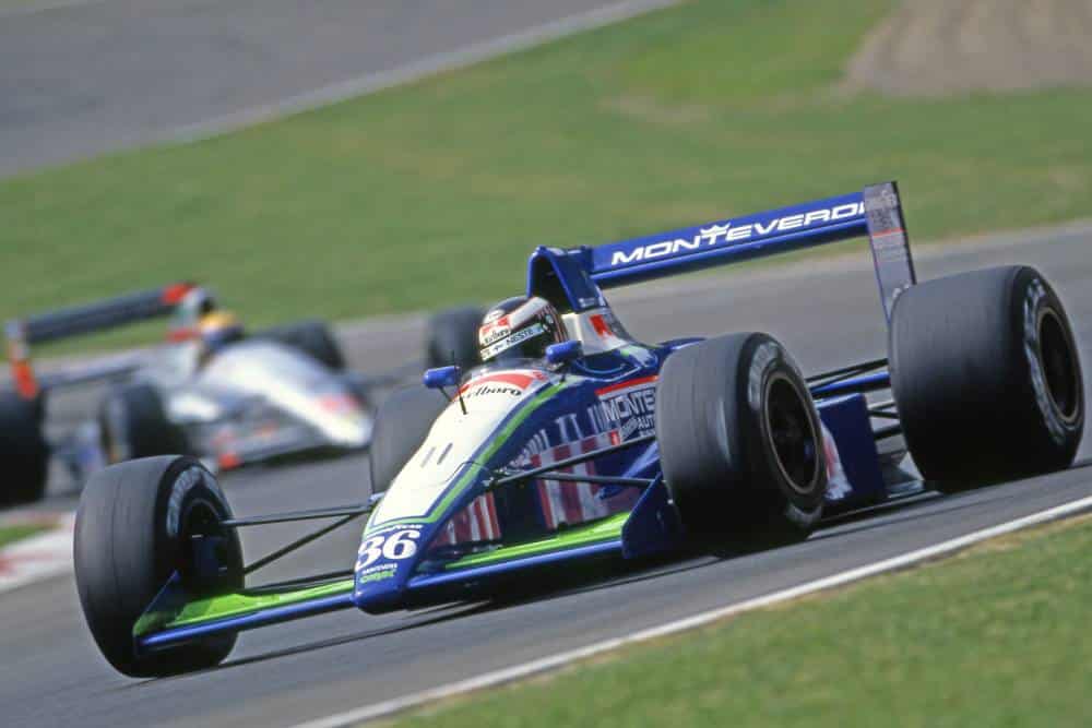 https://autogreeknews.gr/wp-content/uploads/2026/03/1990-San-Marino-GP-JJ-Leto-Onyx-ORE-2-Ford-Cosworth-V8-1.jpg