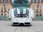 Κυνήγι θησαυρού για υπερσπάνια ασημί Ferrari Enzo