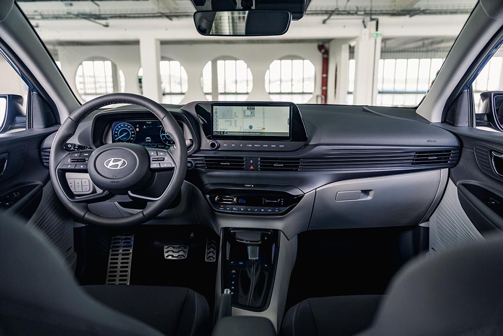 https://autogreeknews.gr/wp-content/uploads/2026/03/20240802-Hyundai_Bayon-interior.jpg