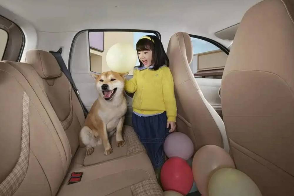 https://autogreeknews.gr/wp-content/uploads/2026/03/2026-Wuling-Hongguang-Mini-EV-China-13-2048x1153-1.jpg