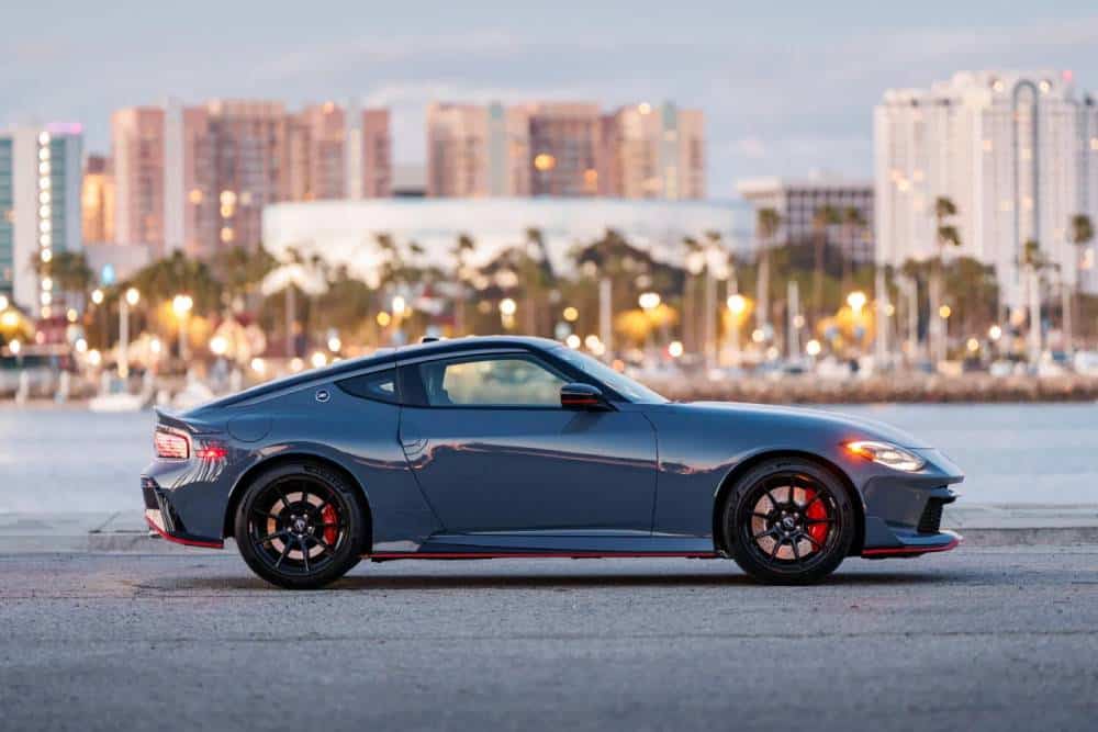https://autogreeknews.gr/wp-content/uploads/2026/03/2027-Nissan-Z-Nismo-321-6-2048x1366-1.jpg