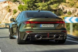 «Φθηνότερο» στην Ελλάδα το νέο Audi RS 5 από τη BMW M3
