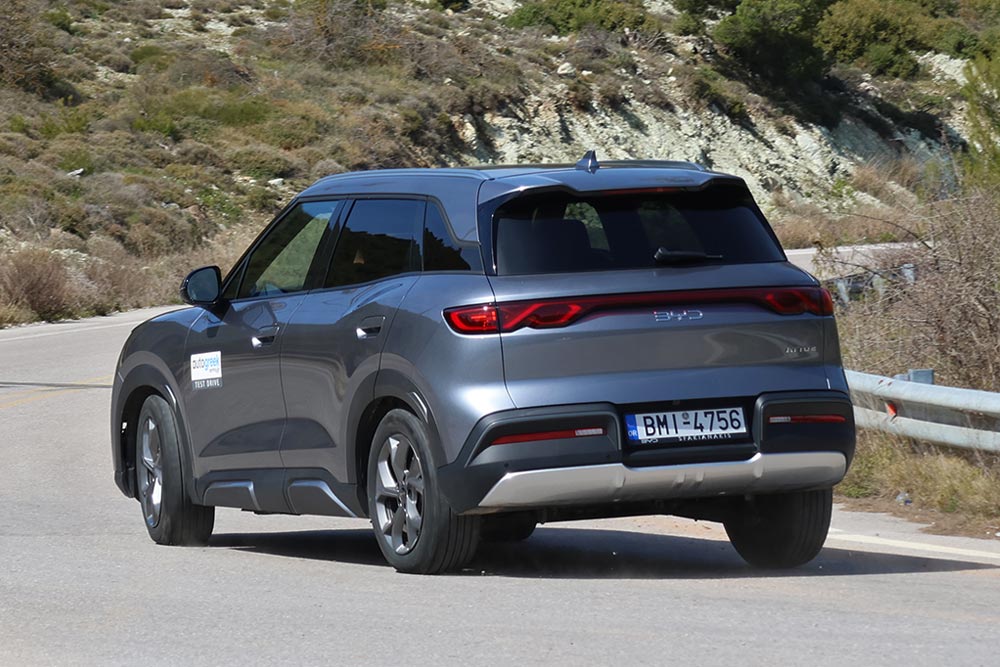 https://autogreeknews.gr/wp-content/uploads/2026/03/BYD-ATTO-2-Comfort-9.jpg