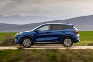 Νέο 4κίνητο SUV 449 ίππων με τιμή 36.990 ευρώ