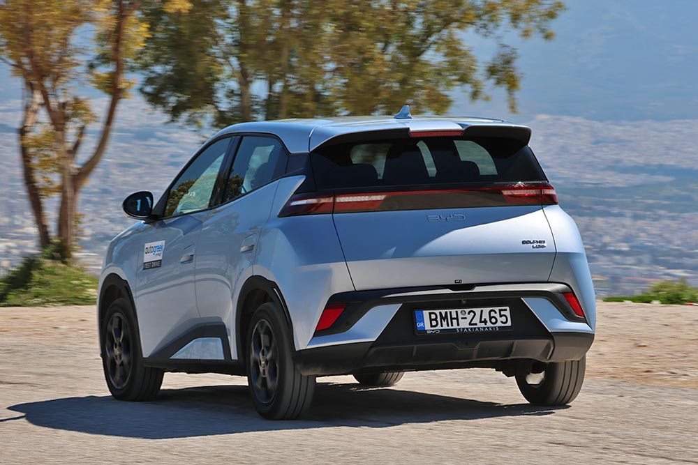 https://autogreeknews.gr/wp-content/uploads/2026/03/BYD-Dolphin-Surf-14.jpg