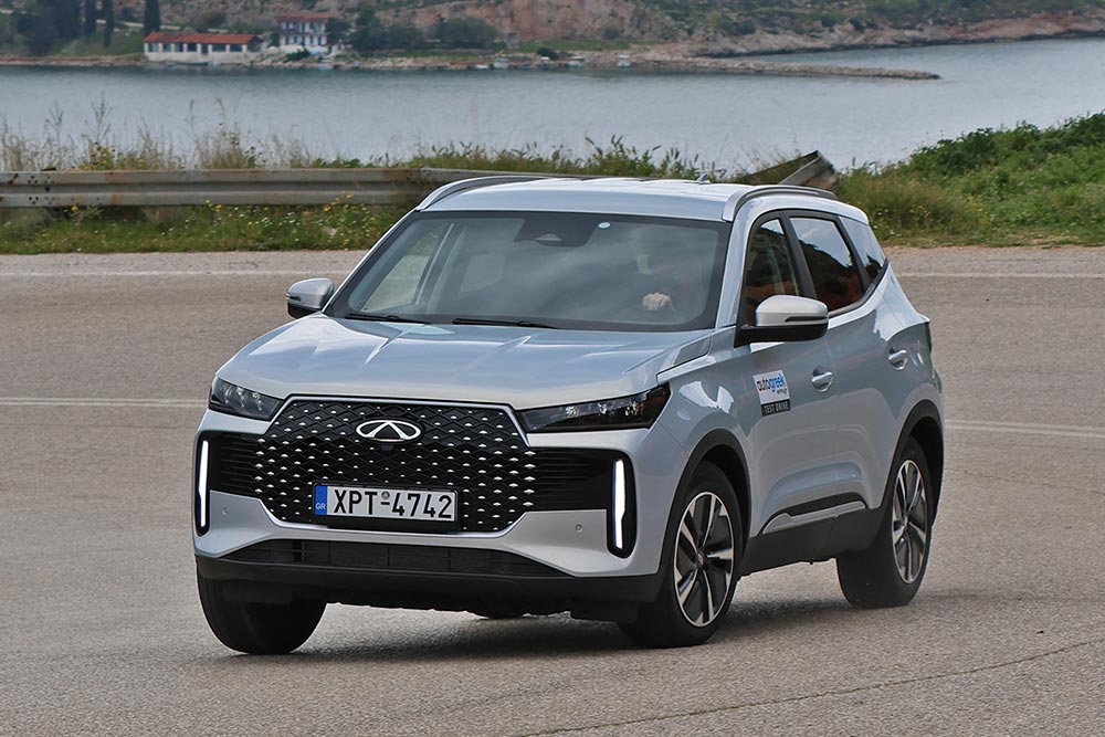 https://autogreeknews.gr/wp-content/uploads/2026/03/Chery-Tiggo-4-Hybrid-Nauplio-25.jpg
