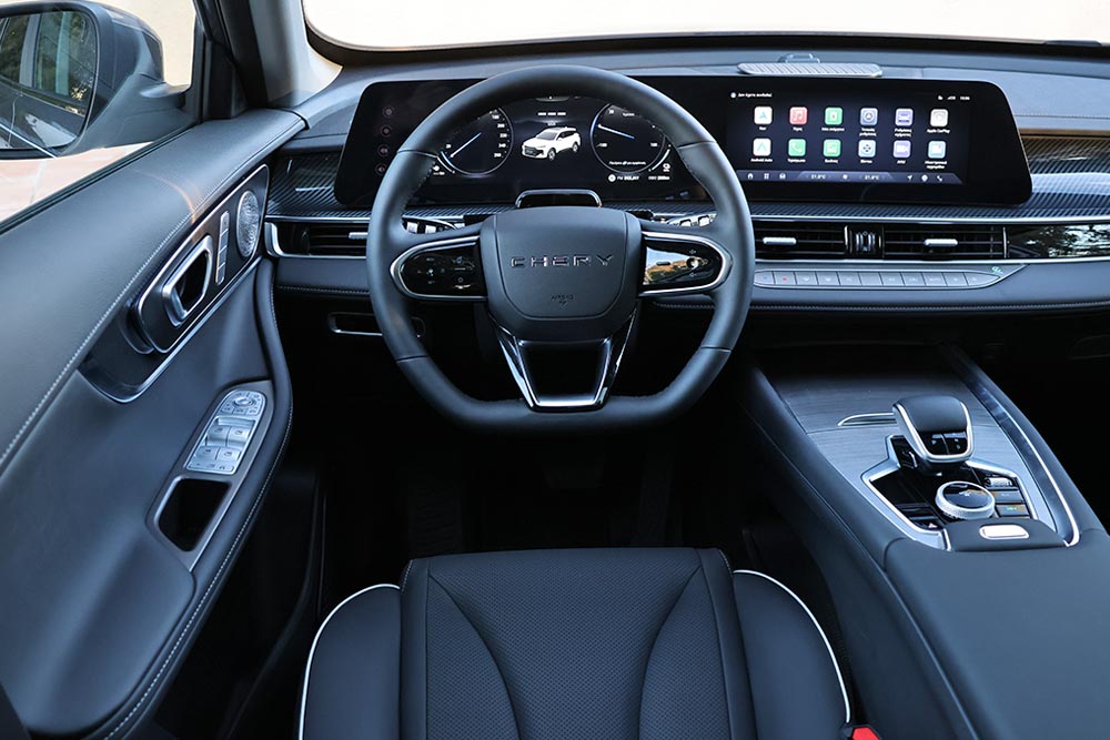 https://autogreeknews.gr/wp-content/uploads/2026/03/Chery-Tiggo-7-PHEV-interior-2.jpg