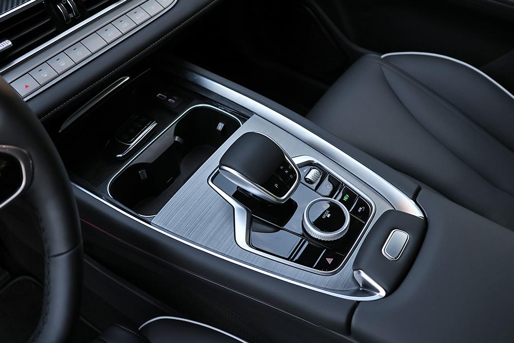 https://autogreeknews.gr/wp-content/uploads/2026/03/Chery-Tiggo-7-PHEV-interior-4.jpg