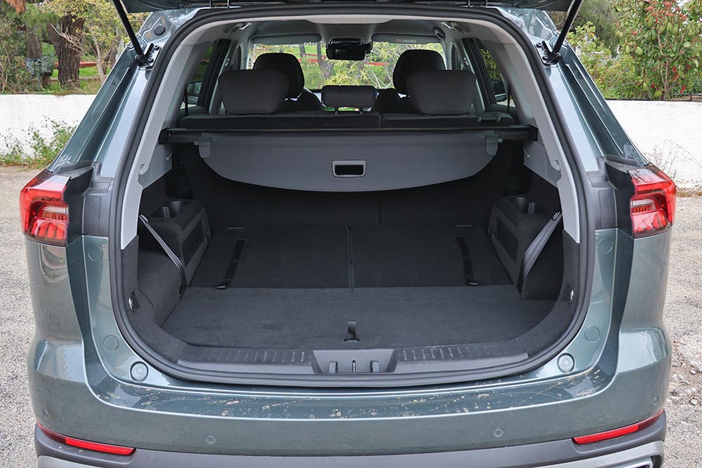 https://autogreeknews.gr/wp-content/uploads/2026/03/Chery-Tiggo-8-PHEV-19.jpg