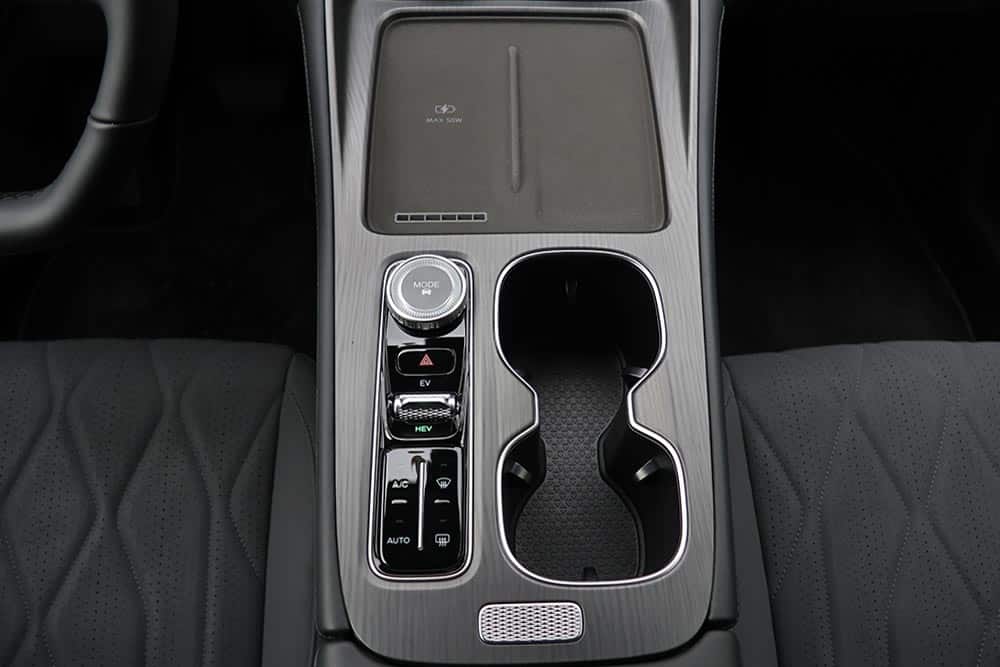 https://autogreeknews.gr/wp-content/uploads/2026/03/Chery-Tiggo-8-PHEV-31.jpg