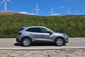 Το υβριδικό SUV που βάζει τα γυαλιά στον ανταγωνισμό