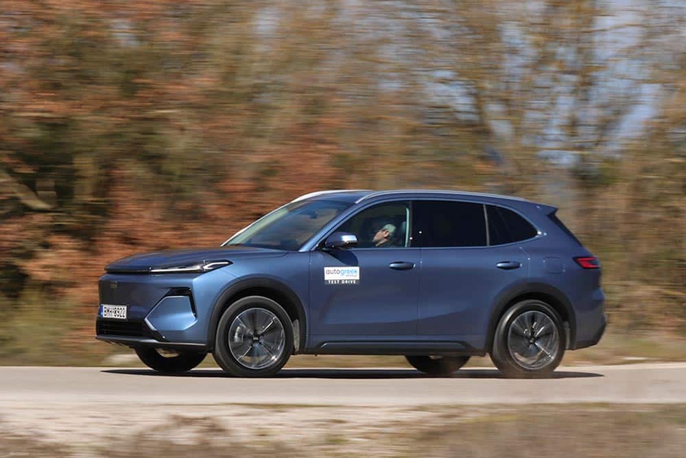https://autogreeknews.gr/wp-content/uploads/2026/03/Geely-Starray-EM-i-11.jpg