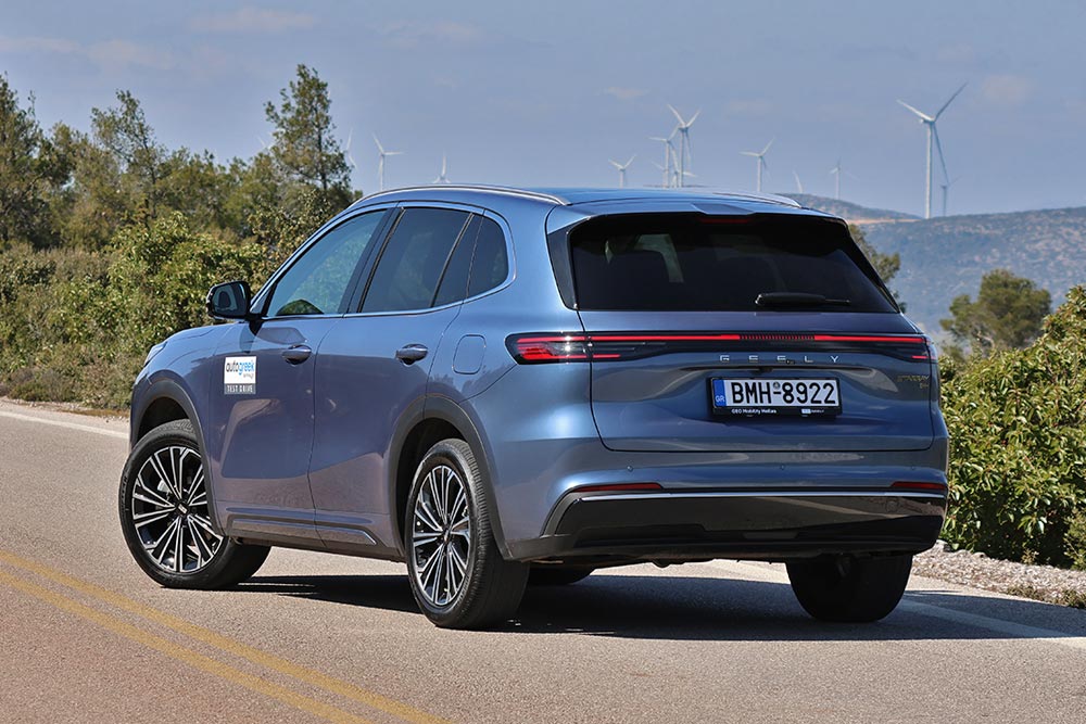 https://autogreeknews.gr/wp-content/uploads/2026/03/Geely-Starray-EM-i-12.jpg