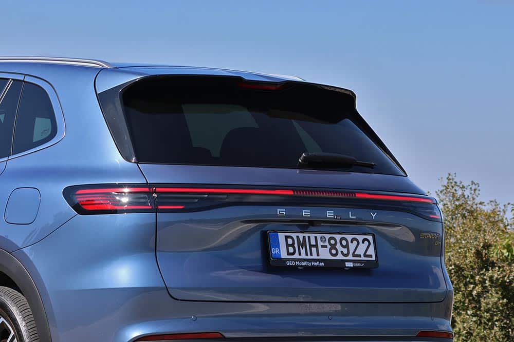 https://autogreeknews.gr/wp-content/uploads/2026/03/Geely-Starray-EM-i-13.jpg