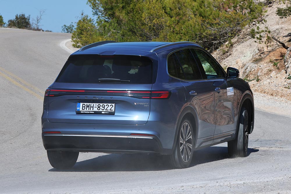 https://autogreeknews.gr/wp-content/uploads/2026/03/Geely-Starray-EM-i-16.jpg