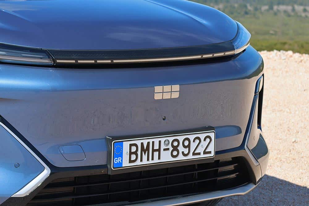 https://autogreeknews.gr/wp-content/uploads/2026/03/Geely-Starray-EM-i-22.jpg