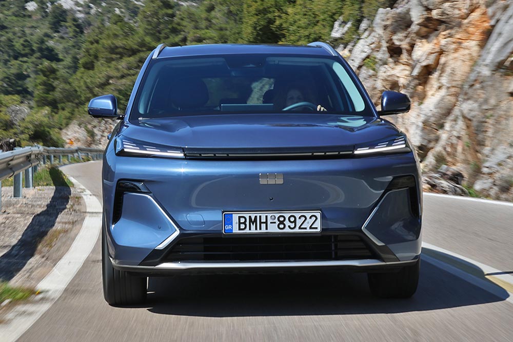 https://autogreeknews.gr/wp-content/uploads/2026/03/Geely-Starray-EM-i-4.jpg