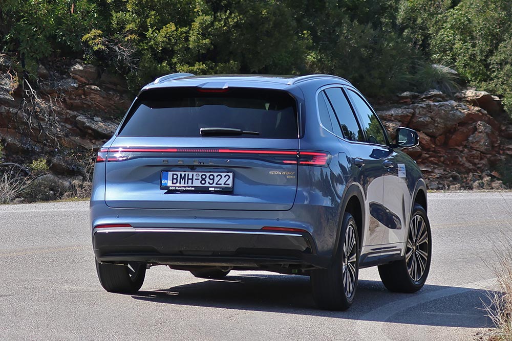 https://autogreeknews.gr/wp-content/uploads/2026/03/Geely-Starray-EM-i-5.jpg