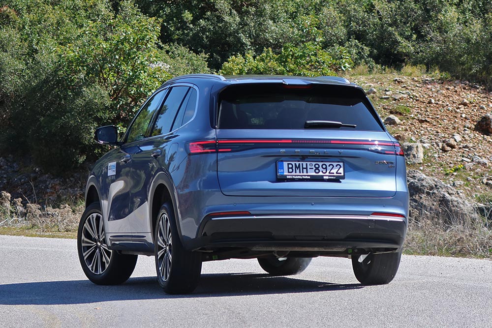 https://autogreeknews.gr/wp-content/uploads/2026/03/Geely-Starray-EM-i-7.jpg