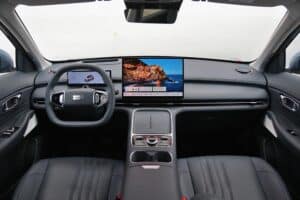Geely Starray EM-i interior (1)