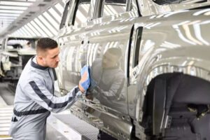 JLR-Nitra-plant-Slovakia-00005-2048×1366-1