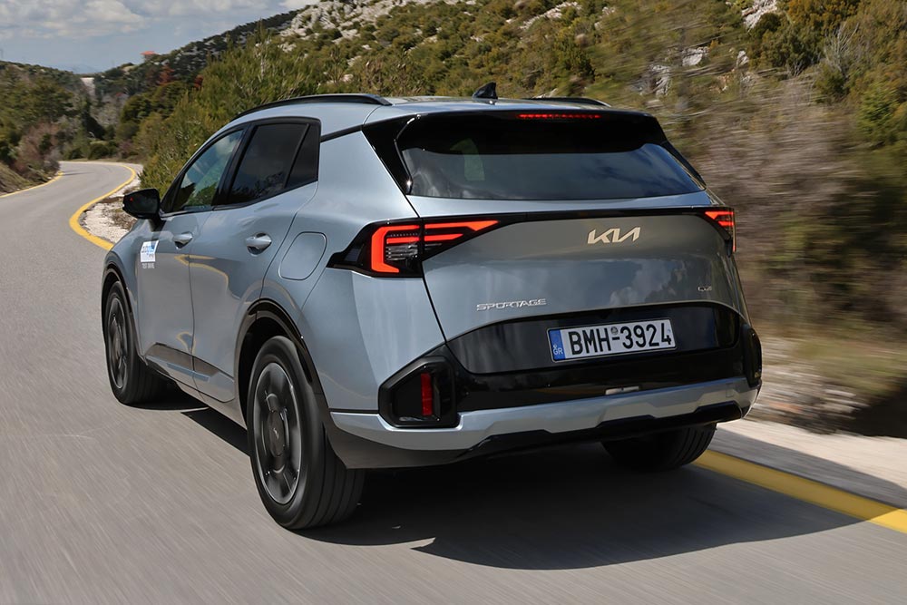 https://autogreeknews.gr/wp-content/uploads/2026/03/Kia-Sportage-MY26-30.jpg