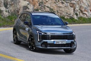 Ευχαριστιέσαι SUV με το νέο Kia Sportage Hybrid