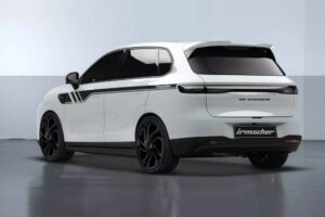 Leapmotor-B10-Irmscher-1-1-2048×1366