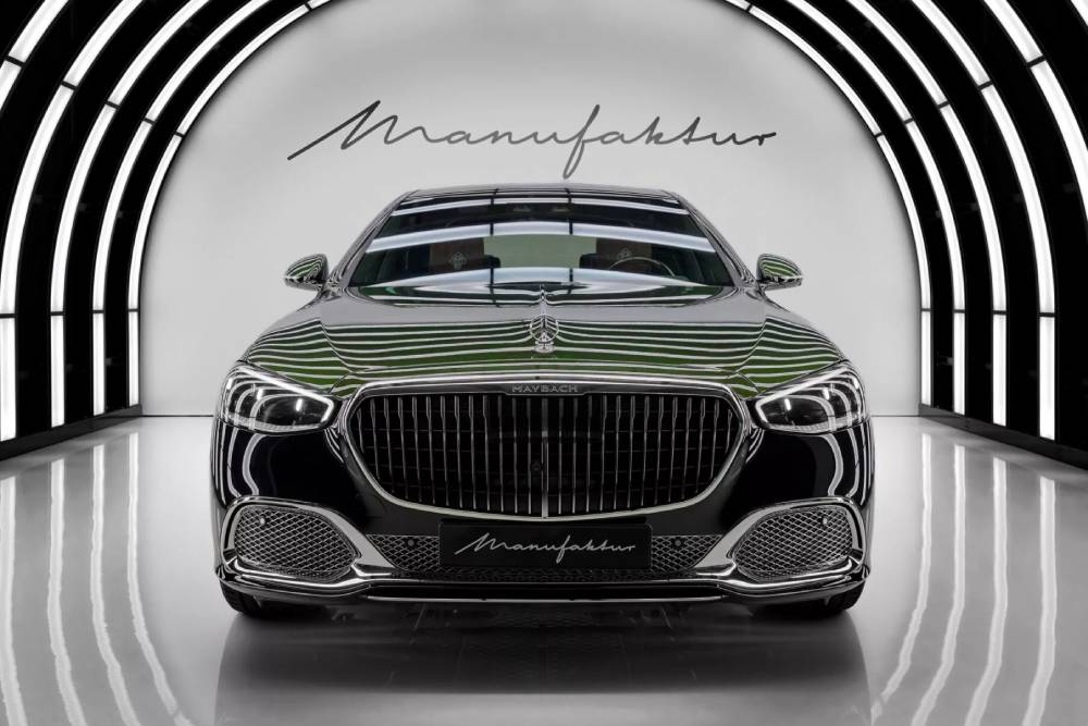 https://autogreeknews.gr/wp-content/uploads/2026/03/Mercedes-Maybach-V12-Edition-923-1-2048x1365-1.jpg