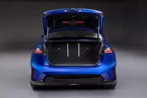 P90632420_highRes-2048×1366