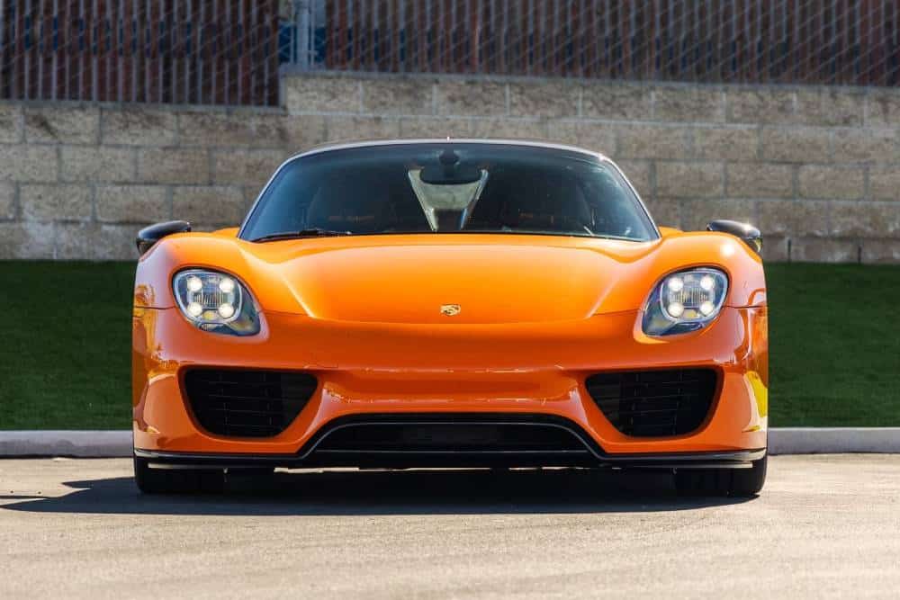 https://autogreeknews.gr/wp-content/uploads/2026/03/Porsche_918_Spyder_Weissach_2015_auction-3.jpg