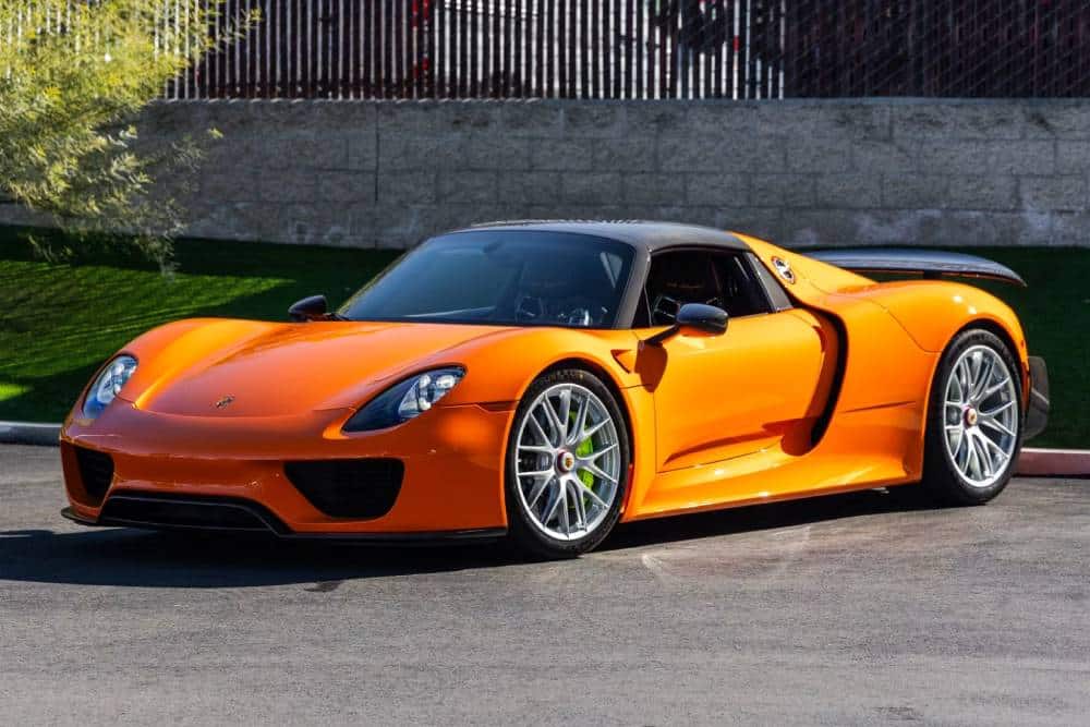 https://autogreeknews.gr/wp-content/uploads/2026/03/Porsche_918_Spyder_Weissach_2015_auction-6.jpg