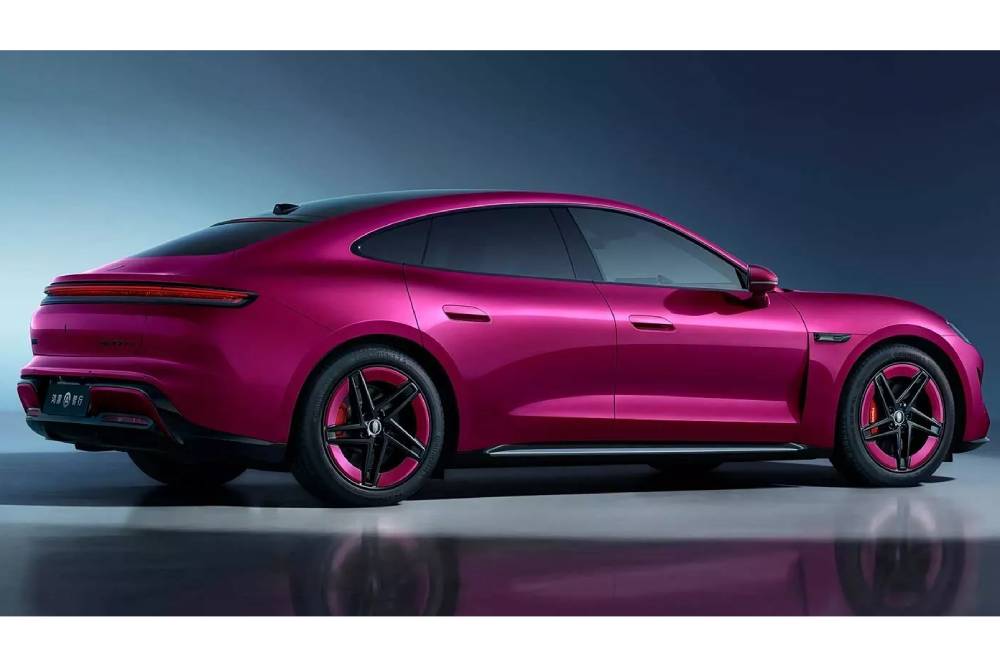 https://autogreeknews.gr/wp-content/uploads/2026/03/SAIC-Z7-China-10.jpg